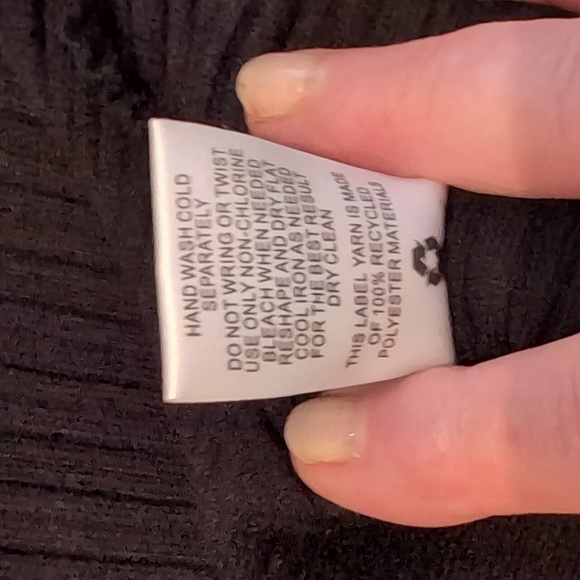 Pink Rose Black Ribbed Sweater Size L - Picture 8 of 8